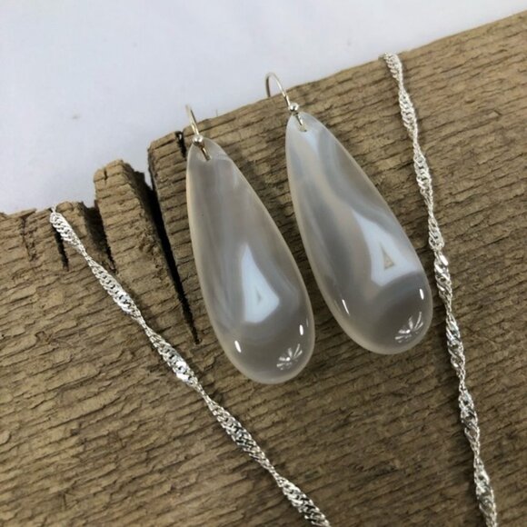 Banded Chalcedony Agate  Druzy Window and Silver Jewelry Set - Picture 2 of 7